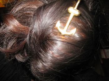 anchor bookmark used as hair accesory