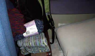 bed, with yarn