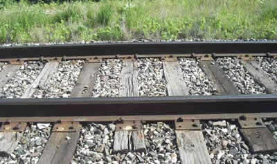 train track view, during delay